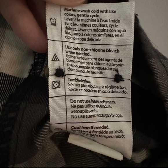 Carhartt Women’s Black Flannel Button Down Cotton Shirt Size XL - Picture 11 of 11